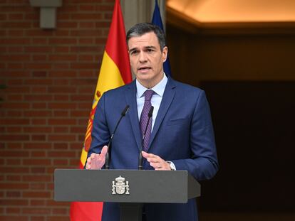 El presidente del Gobierno, Pedro Sánchez, durante su comparecencia en La Moncloa este lunes para anunciar el adelanto de las elecciones generales.