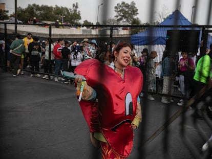 Aitana Hernandez, de 24 años, no pudo entrar al concierto de Bad Bunny por un fallo con la venta de boletos, el viernes pasado en Ciudad de México.