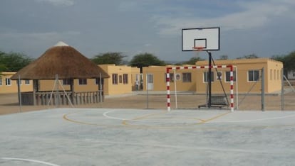 Centro comunitario de Damba María. Abril 2012. Benguela, Angola.
