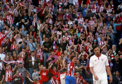 Antoine Griezmann, del Atlético de Madrid celebra un gol.