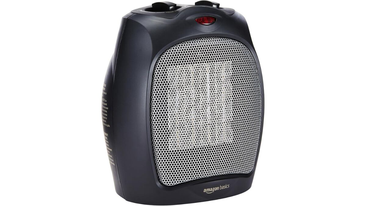 Calefactor cerámico con termostato ajustable.