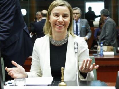 Federica Mogherini preside el Consejo de Exteriores, el lunes en Bruselas.