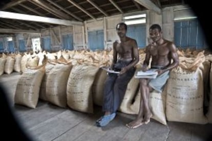 Un almacén de cacao en Santo Tomé.