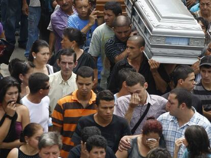 FUNERAL POR LOS MINEROS DE AMAGA