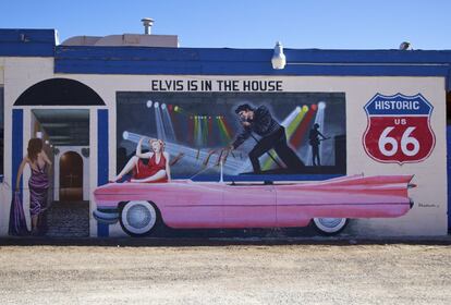 Mural del motel Stagecoach 66, en Seligman (Arizona), en la mítica Ruta 66.
