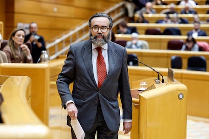 El diputado de Vox, José María Sánchez, interviene en el pleno del Congreso, este martes.