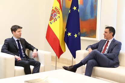 Sam Altman y Pedro Sánchez