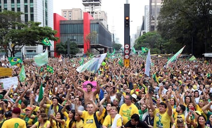 Apoiadores de Jair Bolsonaro na av. Paulista.