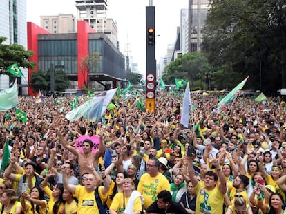 Apoiadores de Jair Bolsonaro na av. Paulista.