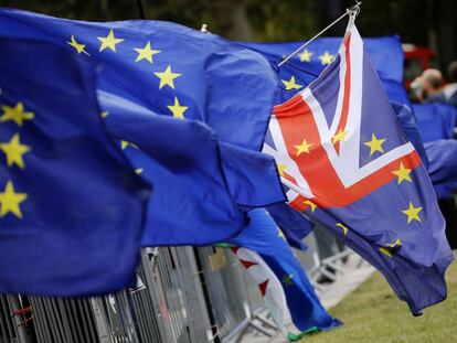 Protestas contra el Brexit en el Parlamento británico