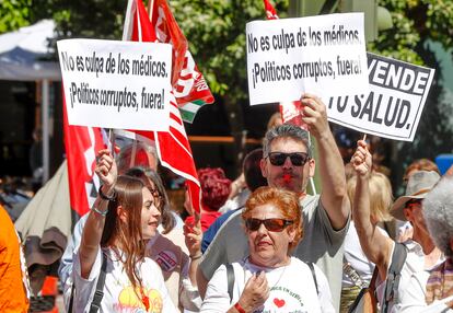 Manifestación en favor de la sanidad pública en Sevilla el pasado 26 de marzo.