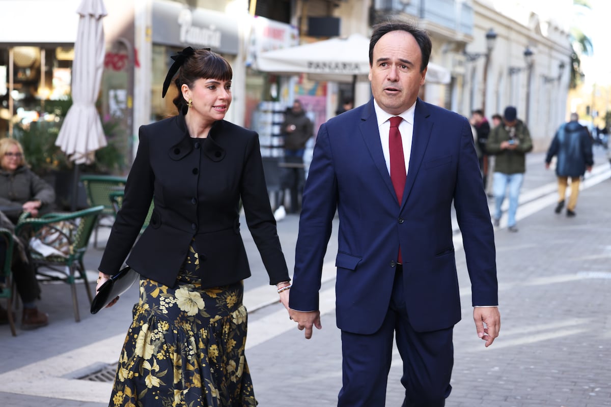 Contrato pareja Pérez Llorca Diputación Valencia: Melox Noticia