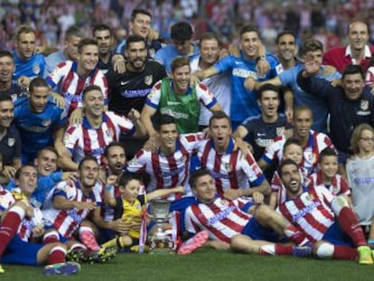 El Atlético celebra el título.