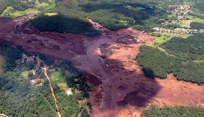 Imagem aérea do desastre ambiental em Brumandinho.