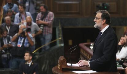  El presidente del Gobierno, Mariano Rajoy, durante su comparecencia en el pleno extraordinario del Congreso de los Diputados.