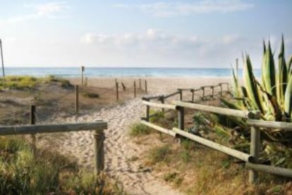 The beach of Els Muntanyans, in Torredembarra (Tarragona, Cataluña).