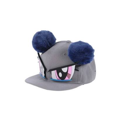 La versión ajustable se llama strapback. Este curioso modelo es de Richkids para yoox.com