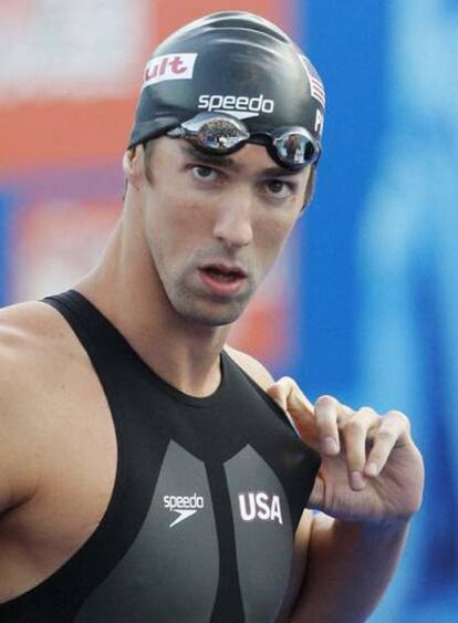 El estadounidense Michael Phelps, con su bañador Speedo, tras la carrera de 4x100 metros estilos.