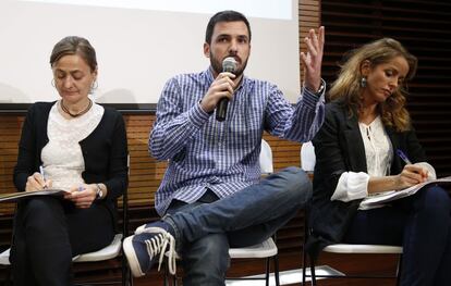 Eduardo Garz&oacute;n durante un debate el pasado mes de octubre.