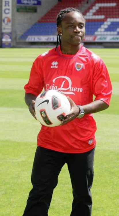 Cedrick, en su presentación con el Numancia en 2010