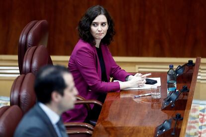 La presidenta de la Comunidad de Madrid, Isabel Díaz Ayuso, y su vicepresidente, Ignacio Aguado, el jueves en la Asamblea.