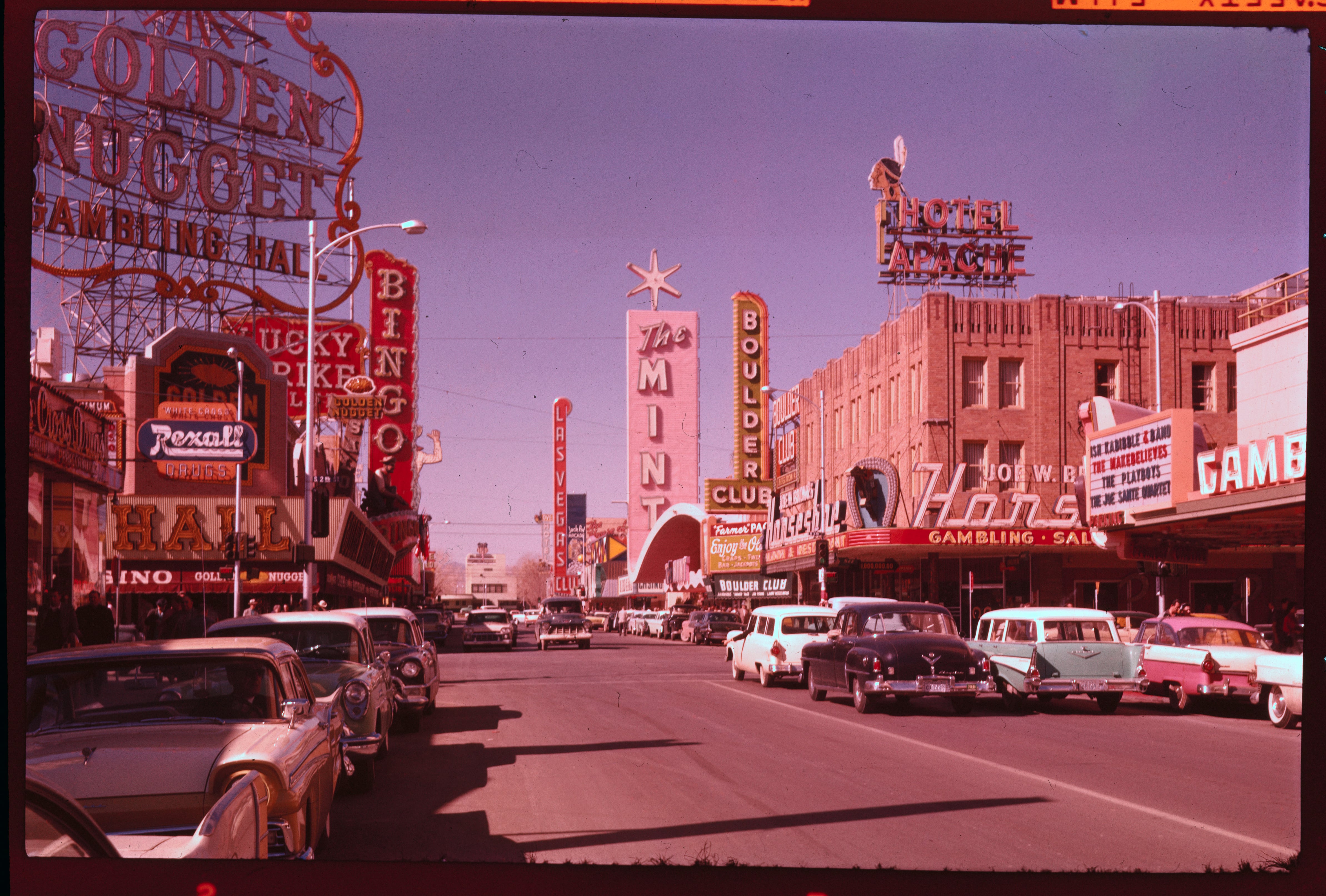 El imparable fenómeno por el que el centro de todas las ciudades empieza a parecerse peligrosamente