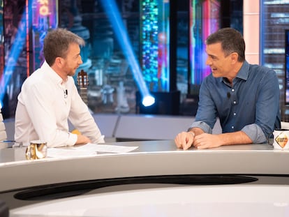 El presentador Pablo Motos y Pedro Sánchez, presidente del Gobierno, el pasado mes en 'El Hormiguero'.