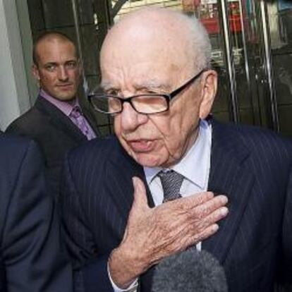 El escándalo de las escuchas le cuesta a Murdoch 256 millones