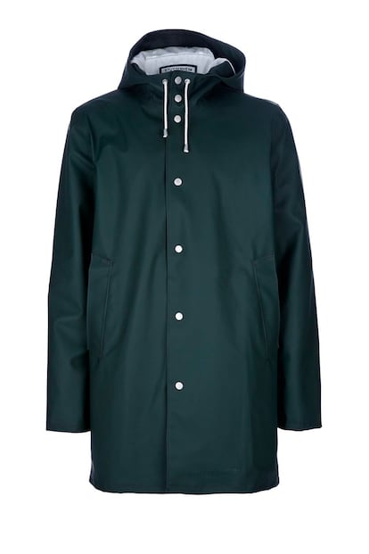 Modelo 'Arholma Grön' de la firma Stutterheim  (c.p.v)