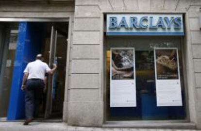Oficina de Barclays en Barcelona en la que se anuncia el servicio de gestión de carteras ‘premier’.
