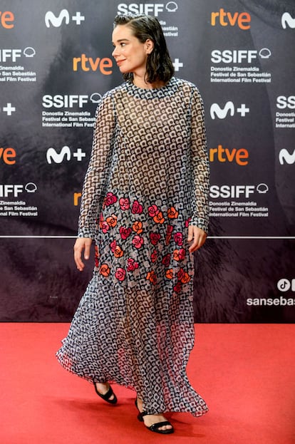 Laia Costa, de Chanel, en el estreno de 'Un amor' en el Festival de Cine de San Sebastián el martes.