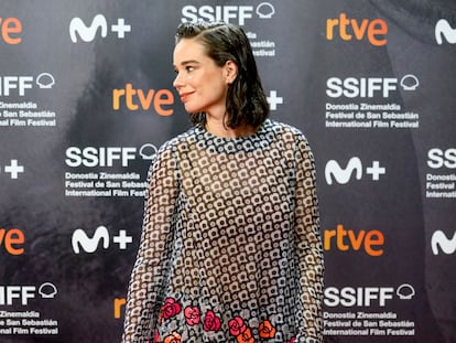 Laia Costa, de Chanel, en el estreno de 'Un amor' en el Festival de Cine de San Sebastián el martes.