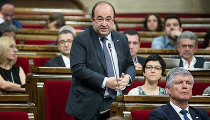 El líder del PSC, Miquel Iceta, al Parlament.