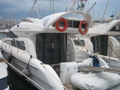 Este barco es el <i>Parapipi,</i> atracado en el puerto de Altea (Alicante) y registrado por la policía. Es un modelo Astondoa 36 de 12 metros de eslora. Correa tiene al menos otro barco llamado <i>Carmen XI.</i>