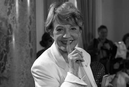 Sonriente, la actriz, en la apertura del Festival de cine de San Sebastián, en 1998.