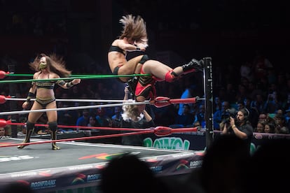 Una función de lucha libre en la Arena México, en 2017.