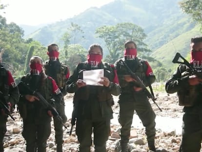 guerrilla del Ejército de Liberación Nacional, ELN, anuncia en video un cese al fuego desde las 6.00 horas del sábado 24 de diciembre hasta la misma hora del lunes 2 de enero de 2023.