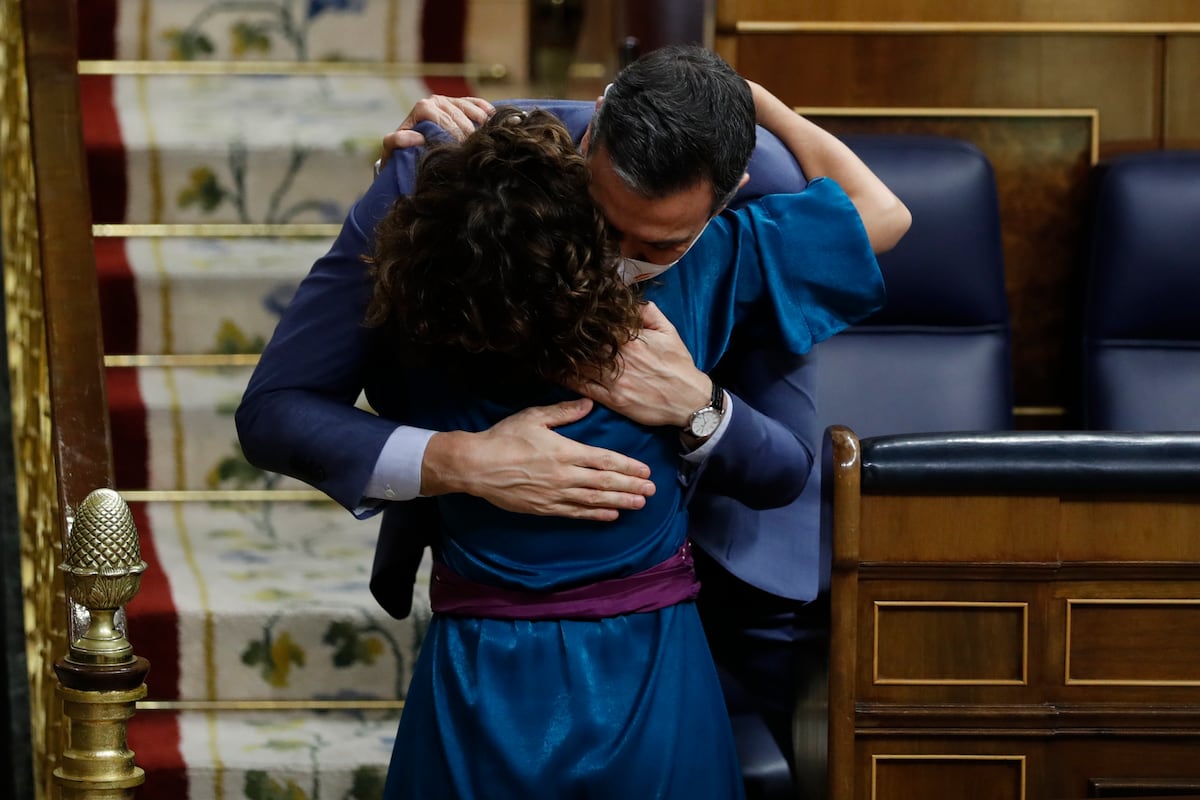 El Congreso aprueba los Presupuestos que afianzan al Gobierno de ...
