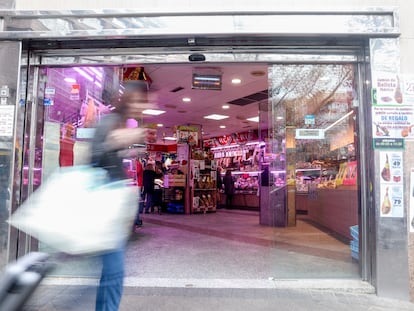 Un pequeño supermercado de la Comunidad de Madrid.