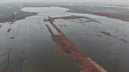 Vista aérea de la zona donde se construiría el NAIM, en Texcoco, en julio de 2025.