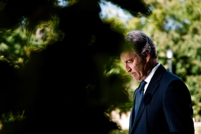 El presidente del Partido Popular, Alberto Núñez Feijóo, este lunes, en un acto de partido en Aranjuez.  Feijóo se escuda en un acto de Ayuso para no acudir a la apertura del Año Judicial con el fiscal general del Estado procesado