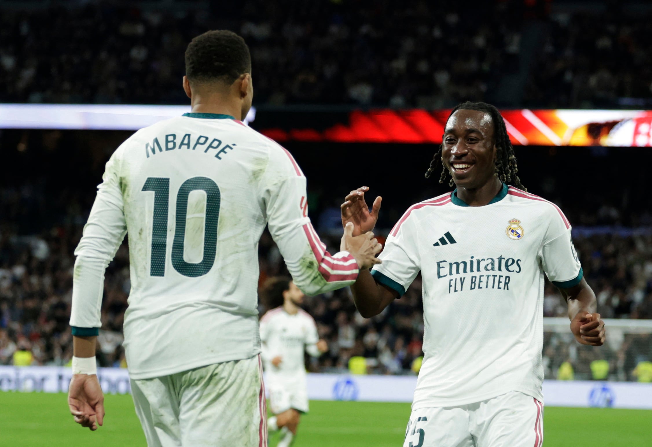 Real Madrid - Sevilla en directo | Diomande responde al gol de Manu Bueno y sentencia el partido