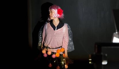 La actriz Huichi Chiu en la obra 'Fiesta, fiesta, fiesta'.