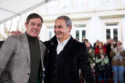 Zapatero y Besteiro en el mitin del PSOE en Ferrol