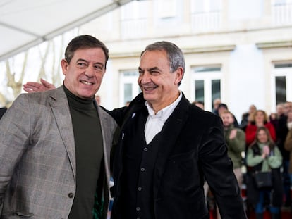 Zapatero y Besteiro en el mitin del PSOE en Ferrol.