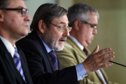 El líder municipal socialista, Jaime Lissavetzky, exigió este martes la dimisión de Ana Botella.