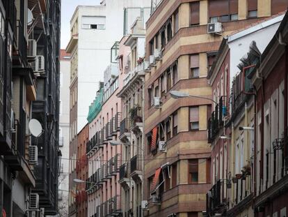 Edificios en la calle García de Paredes, en Chamberí. KIKE PARA