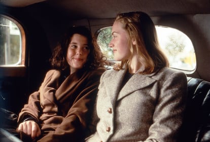 Melanie Lynskey and Kate Winslet in 'Heavenly Creatures' (1994).