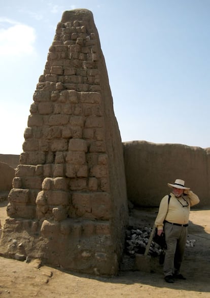 El adobe entrelazado de los chimús sobre una base que mezcla piedra y barro, es perfectamente  visible en la fortaleza de Nik An, única visitable entre las diez de Chan Chan. Un prodigio arquitectónico que explica la maravilla de la ciudad de barro, declarada Patrimonio de la Humanidad por la Unesco.