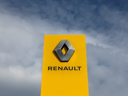Un rótulo de Renault en las antiguas instalaciones de la marca en Rusia.